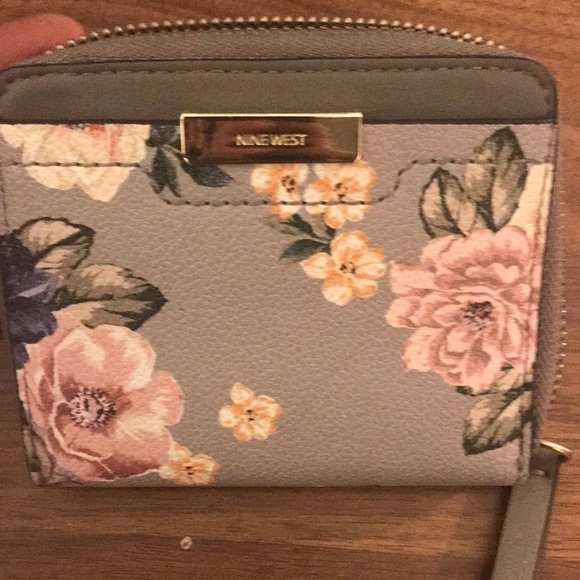Nine West Wallet - Picture 1 of 4